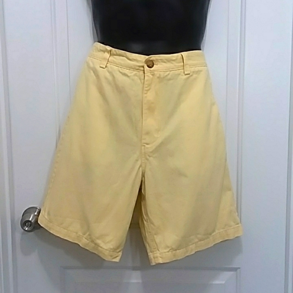 Chaps Men's Yellow Shorts